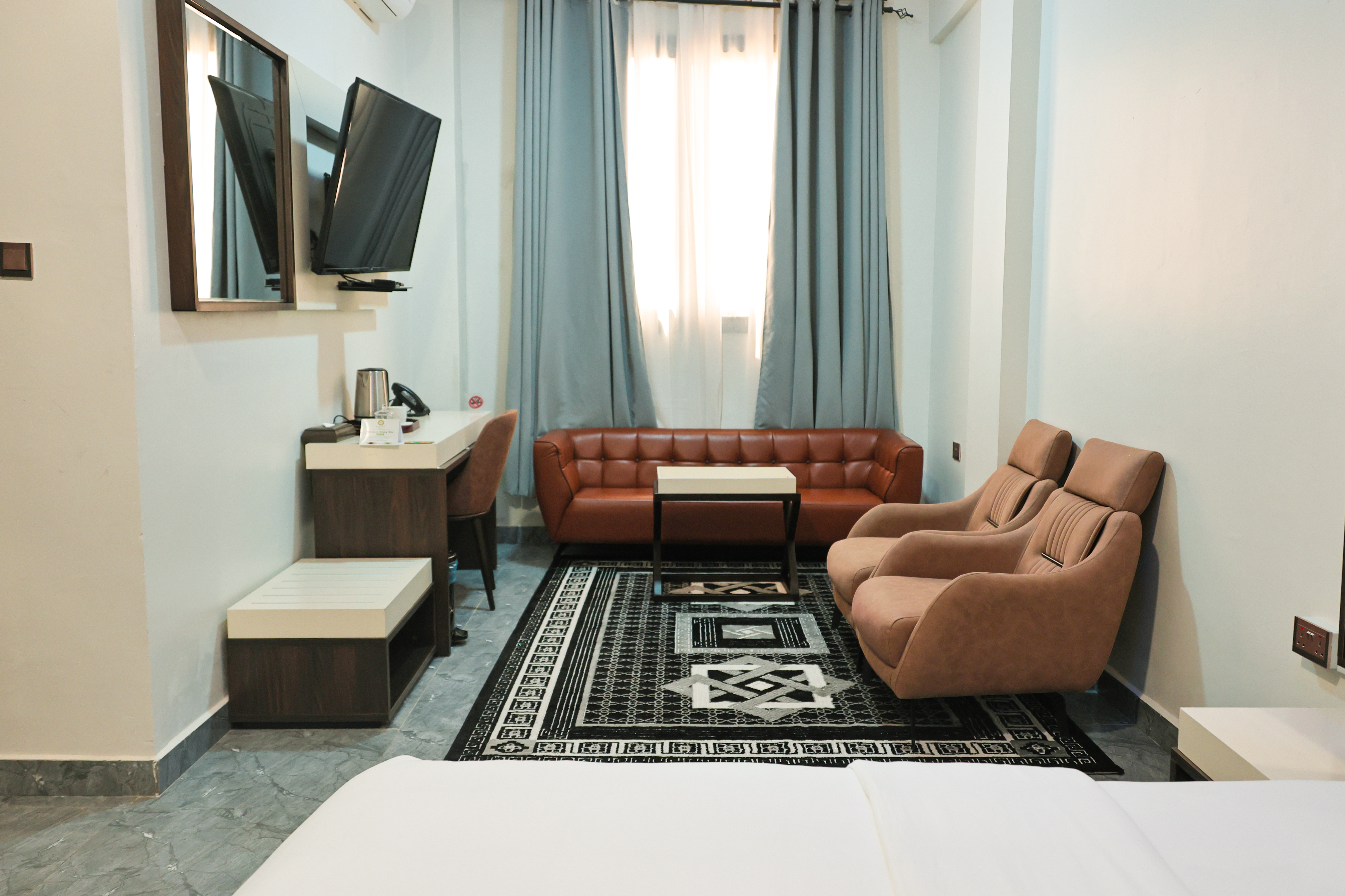 Suite Room