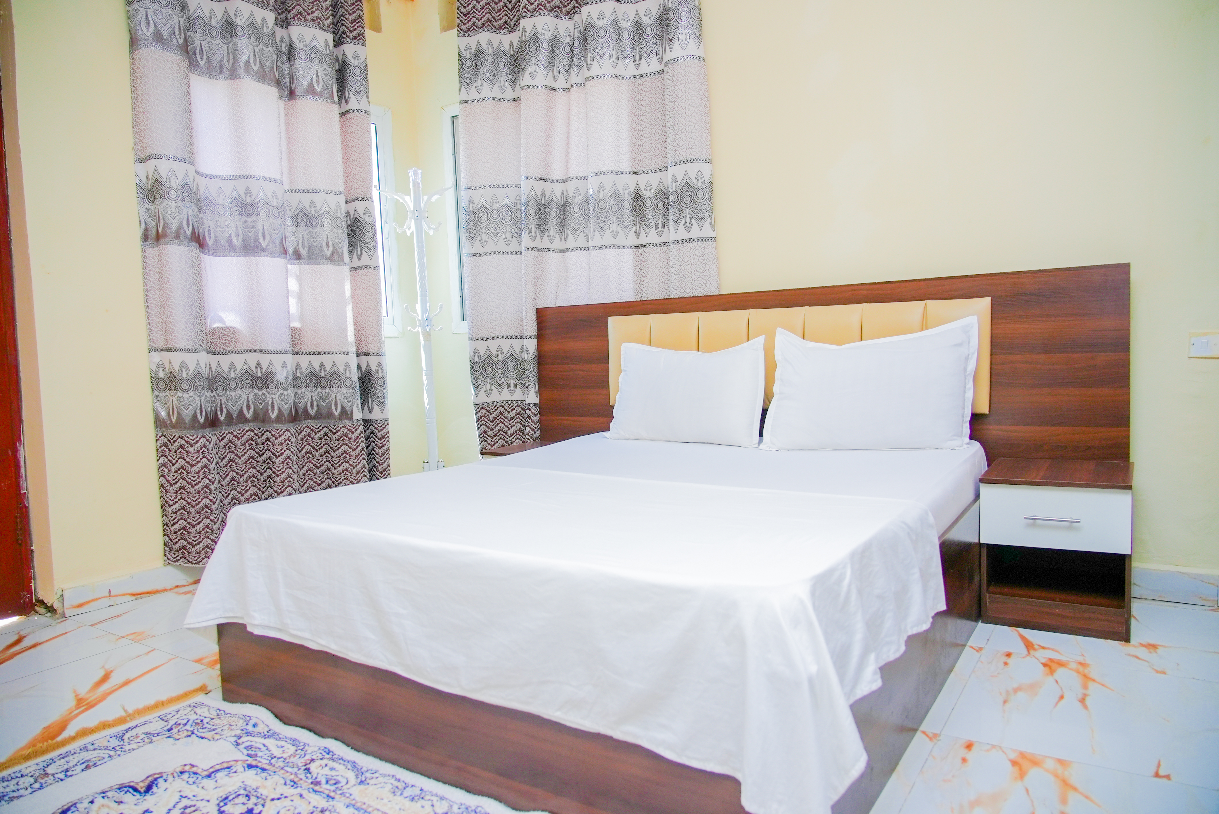 Sigle Room